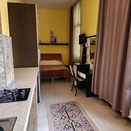 Apart-Hotel Gala In The Center Of Tiflis Exterior foto